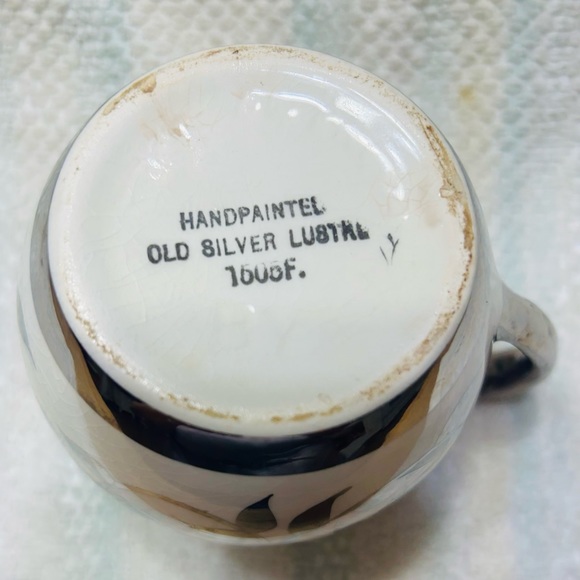 Myott Staffordshire Old Silver Lustre 1505F small cream pitcher. - Picture 3 of 4